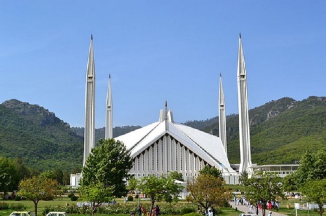 7.  Faisal Mosque Islamabad – Pakistan