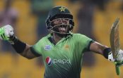 Imam-ul-Haq becomes only the second Pakistan batsman to score hundred on debut Imam-ul-Haq becomes only the second Pakistan batsman to score hundred on debut