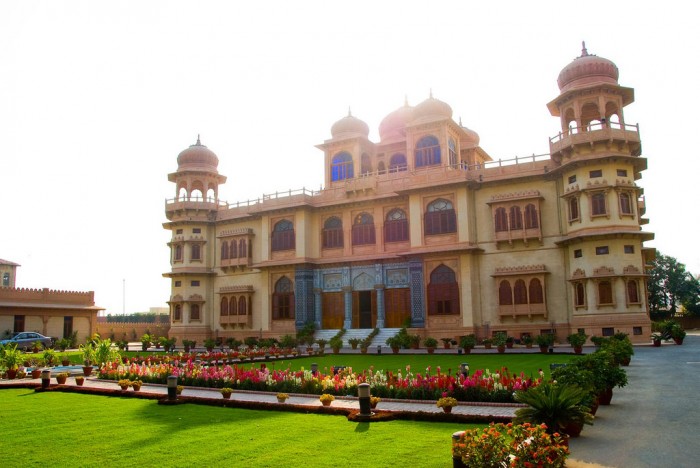 Best Places to Visit in Pakistan for Your First Trip Best Places to Visit in Pakistan for Your First Trip