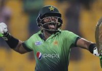 Imam-ul-Haq becomes only the second Pakistan batsman to score hundred on debut